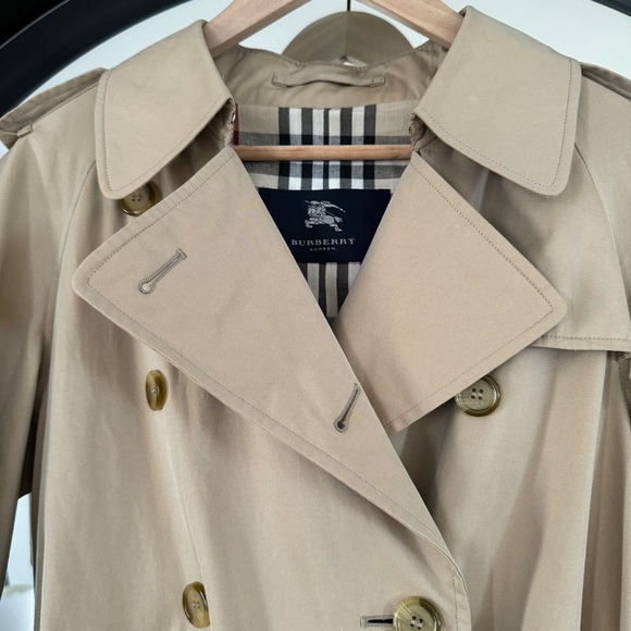 Burberry Mid-Length Trench Coat - Picture 4 of 12